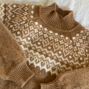 Gap “vintage” sweater